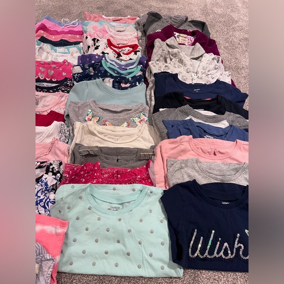 Giant Bundle of 3T Clothing - Amazing condition and all name brands! - Picture 5 of 6